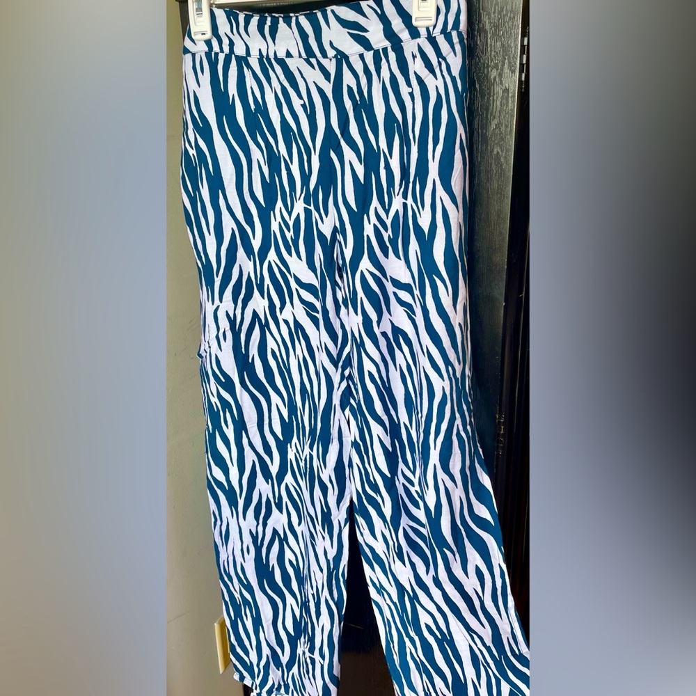 White Ginger Ladies Blue & White Zebra Print Pants